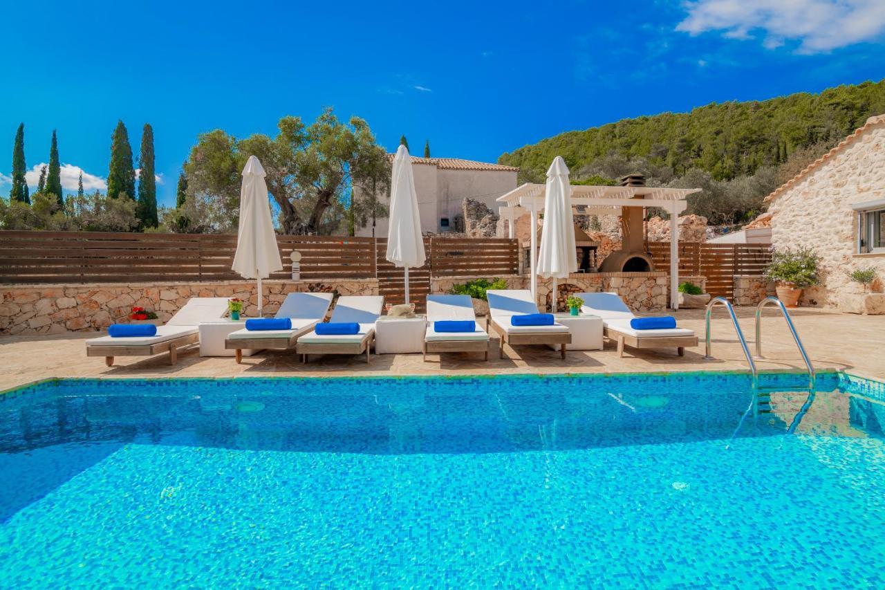 Villa Daniela - Private Pool And Serene Location, By Zantewize Koríthion المظهر الخارجي الصورة